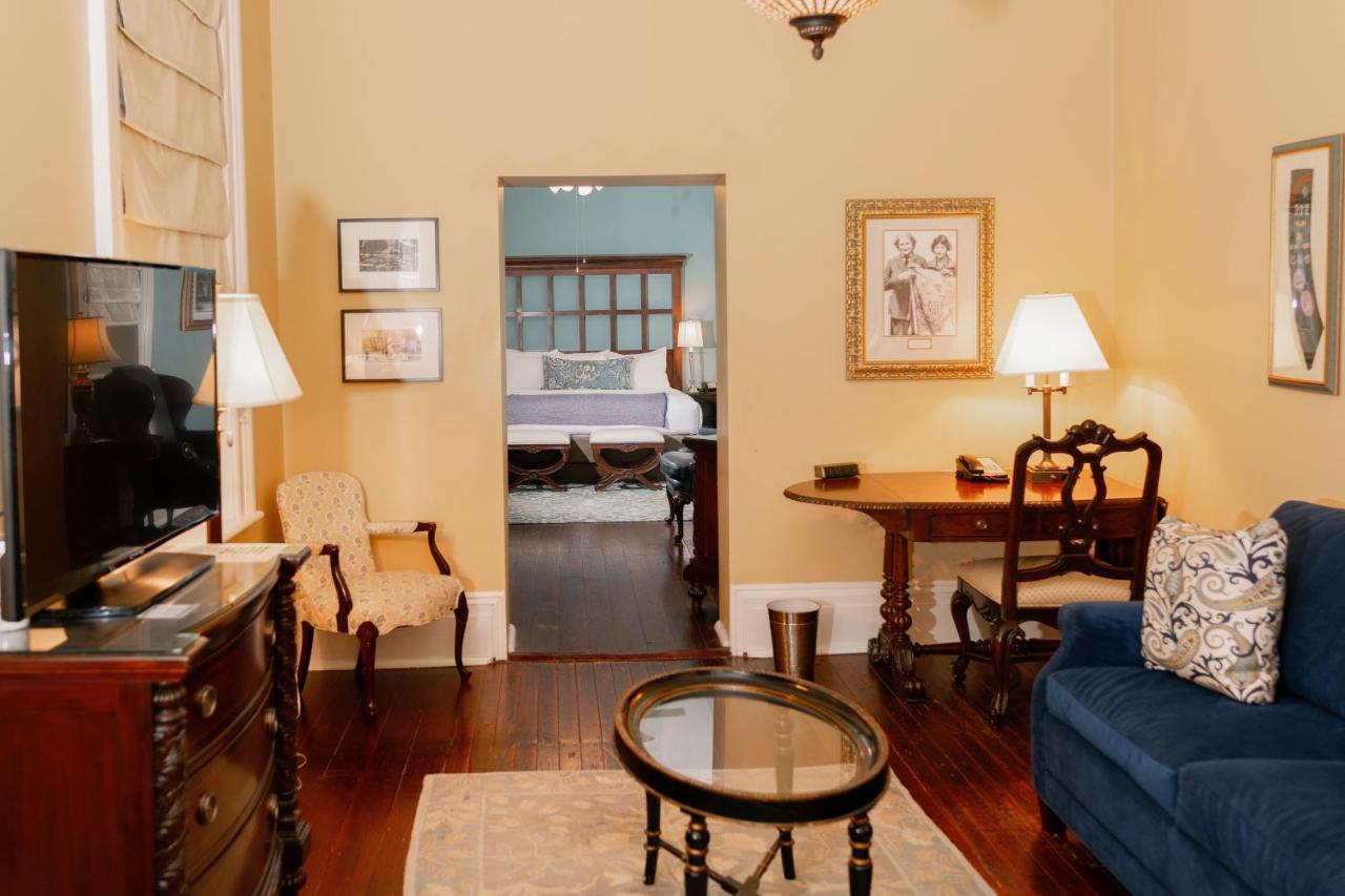 Courtyard Suite,1183128388:JPEG
