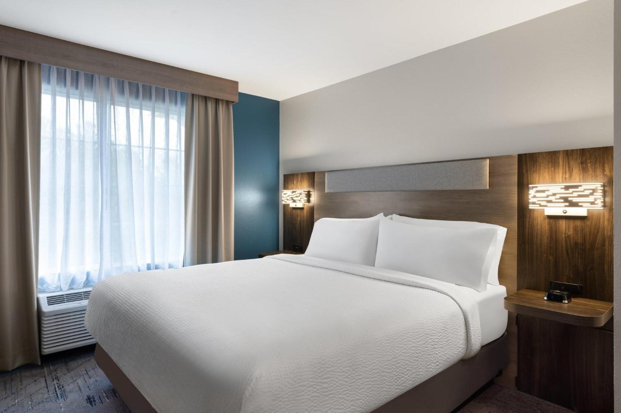 Standard Zimmer mit Kingsize-Bett