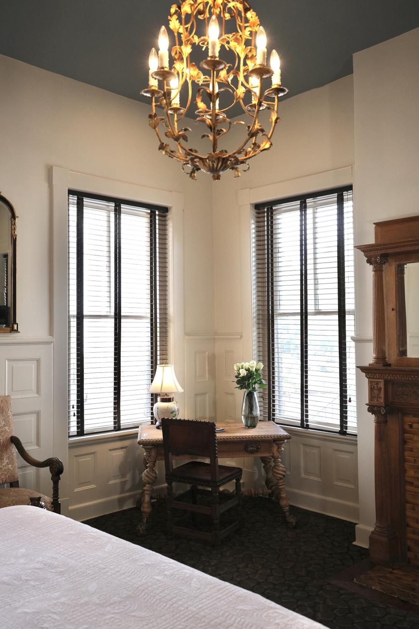 Doddington-King Room 203