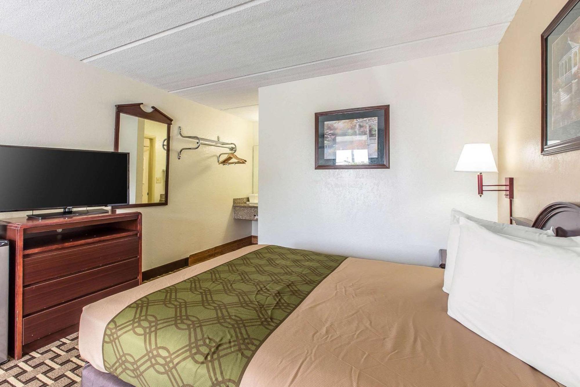 Zimmer mit Queensize-Bett – Raucher