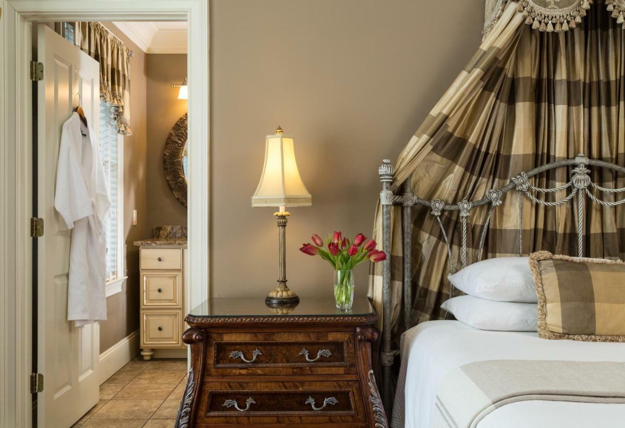 Queen Room with Balcony,791893416:JPEG