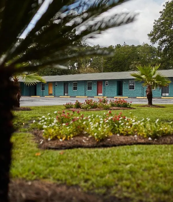 Carole Motel-1