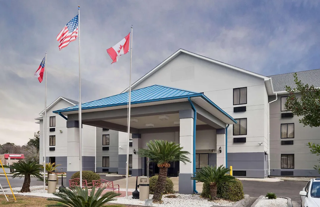 Baymont By Wyndham Pooler/Savannah-1