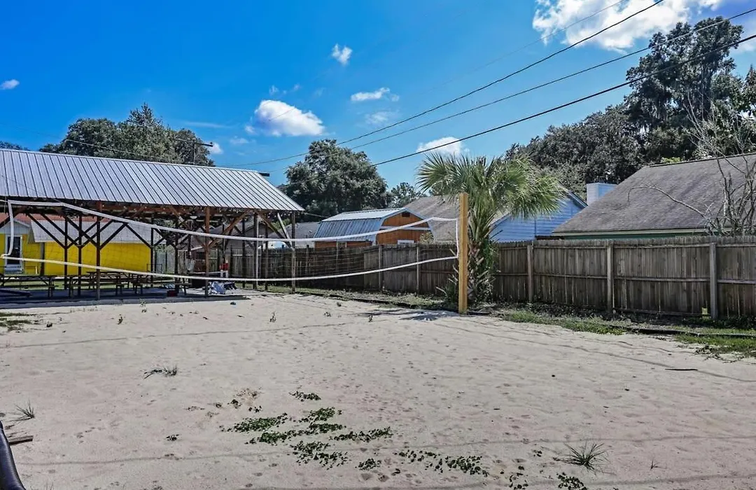 Retro Rainbow At Herb River-Canary Cottage #11-1