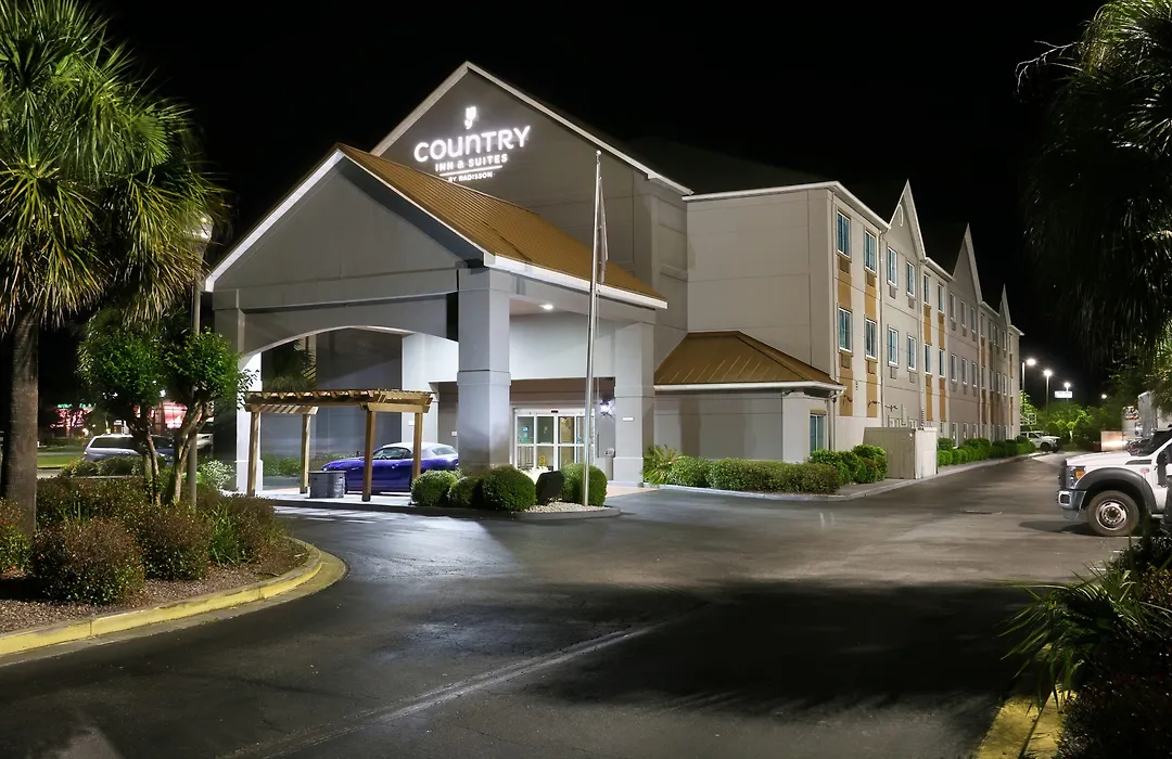 Country Inn & Suites By Radisson, Savannah Gateway, Ga-1