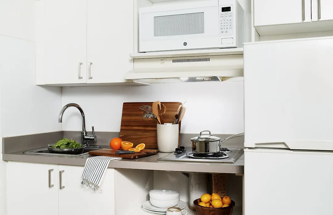 Intown Suites Extended Stay Savannah Ga-1