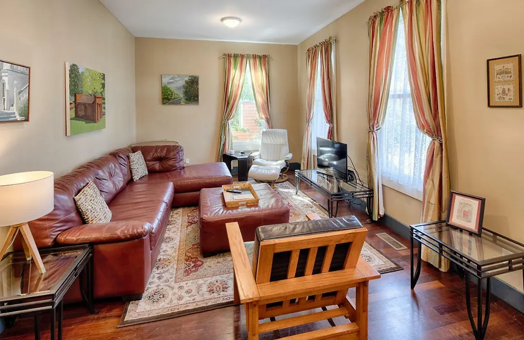 Savannah Drawing Room-1