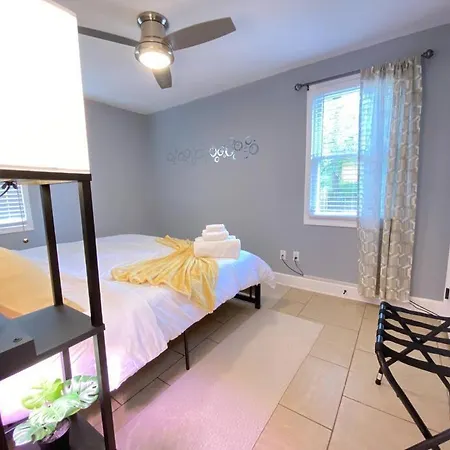 Seaport Eclectic Vibe W/King Bed Mins To Downtown-3