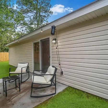 Beautiful New Construction Only 4 Min To Downtown!-3