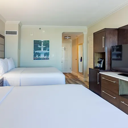 Holiday Inn Express Savannah - Historic District-2