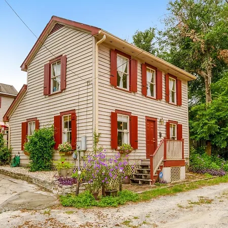 Taylor Cottage-2