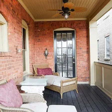 The Chippewa Suite On Savannah'S Famous Jones Street-2