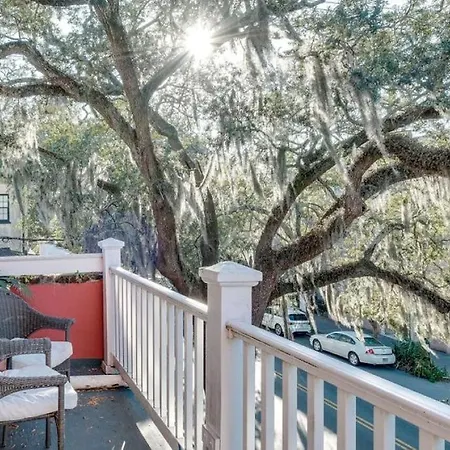 201 York #3 - Homey Downtown 2 Bedroom Steps From The River-2