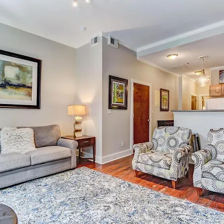 Bay Street Loft Unit 203-2