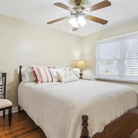 Savannah Home W/ Patio & Grill ~ 2 Mi To Downtown-2
