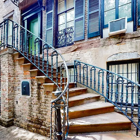 Gordon Street Retreat-3