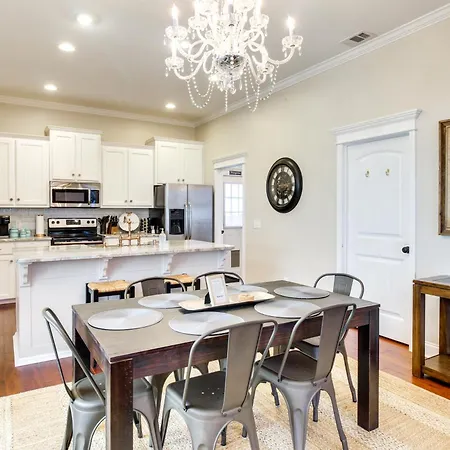 Chic Thomas Square Home In Walkable Location!-3