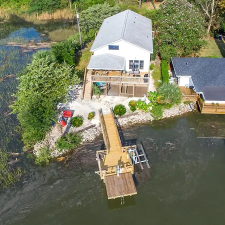 Riverfront Savannah Retreat With Private Dock!-2