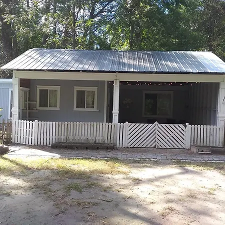 Sweet Sunny Retreat- House 2-2
