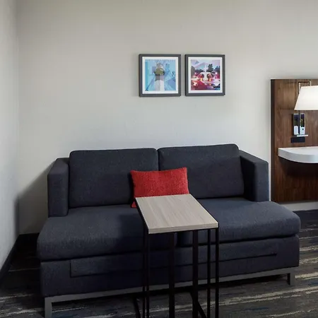 Hampton Inn & Suites Savannah - I-95 South - Gateway-3
