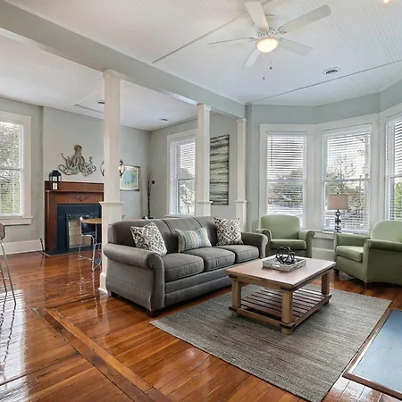 Lafayette Row Unit 3-3