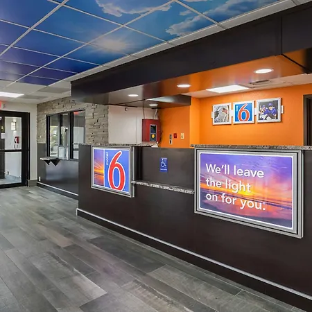 Motel 6-Savannah, Ga - Midtown-2