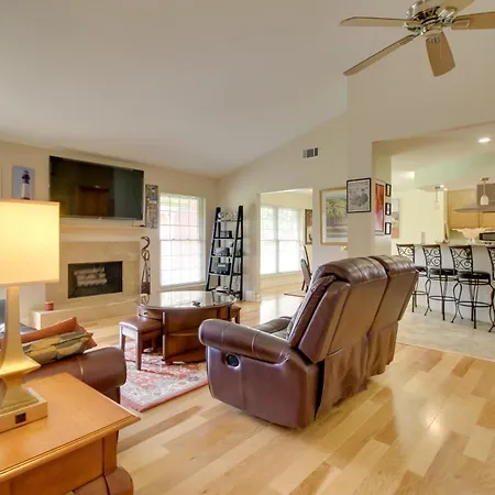 Savannah Escape About 11 Mi To Historic District!-3