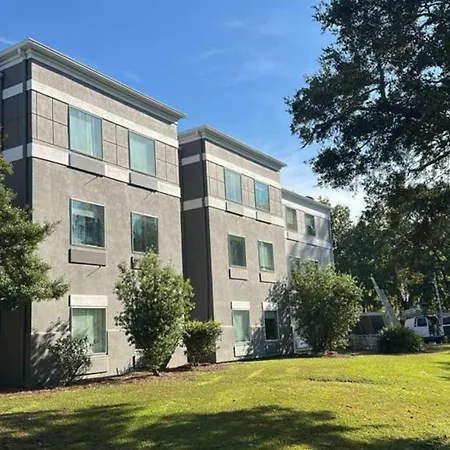 Country Inn & Suites By Radisson, Savannah Southside-3