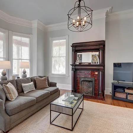 Parlor On Park-3