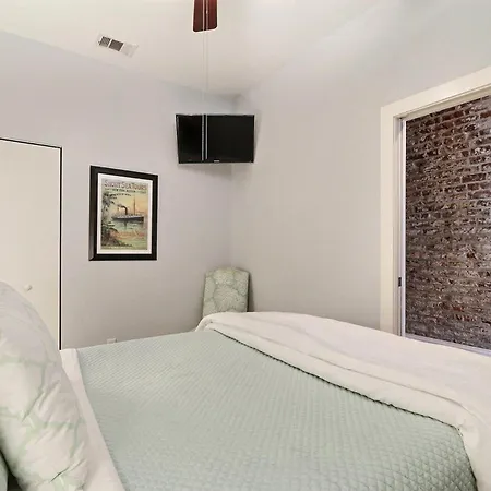Ellis Square Loft-3