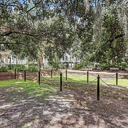 Houston Street Retreat-3