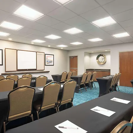 Hampton Inn & Suites Savannah-Airport-3