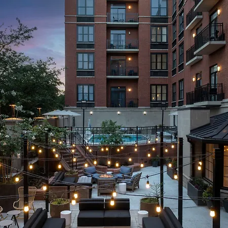 Courtyard By Marriott Savannah Downtown - Historic District-2