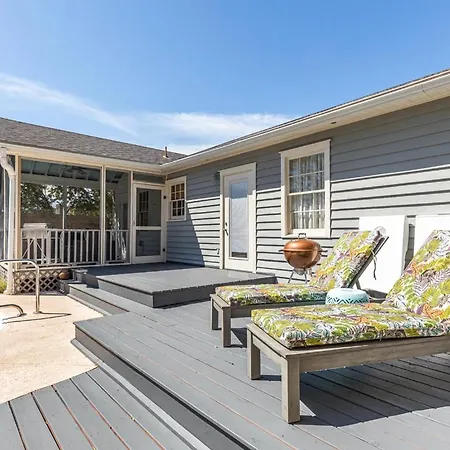 Frogtown Cottage-2