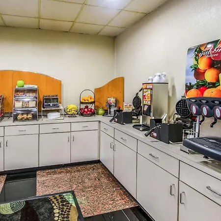 Best Western Plus Savannah Gateway-2