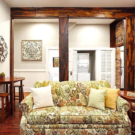 4 Bedroom Beauty In Historic Building-2