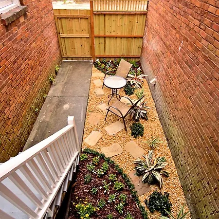4 Bedroom Beauty In Historic Building-3
