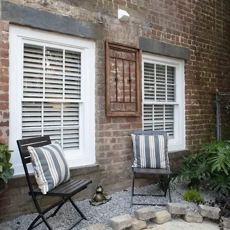 Restored Historic Home 5 Bedroom 4 And A Half Bath-3