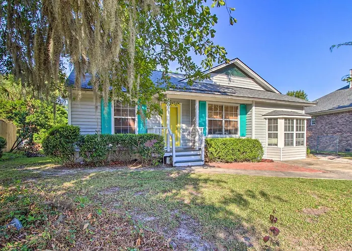 Haustierfreundliches Cozy Family-Friendly Home Near Historic District! Savannah