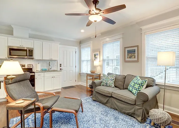 Liberty Carriage House