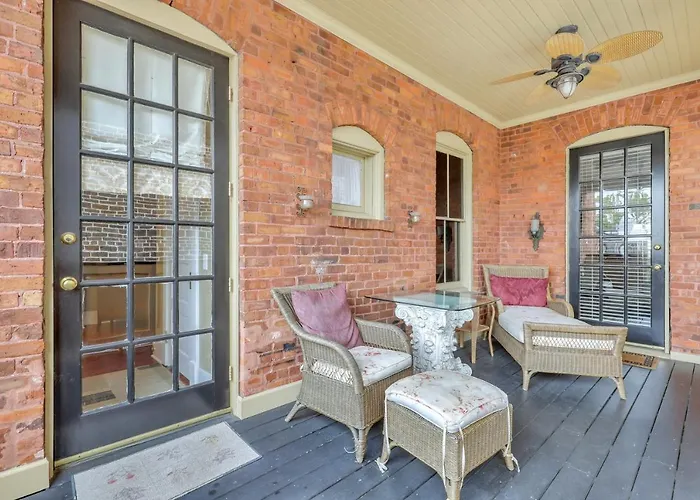 The Wright Suite On Beautiful Jones Street