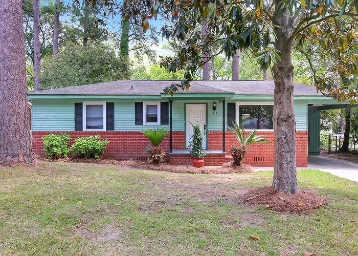 Pet friendly Savannah'S Boho Retreat Villa