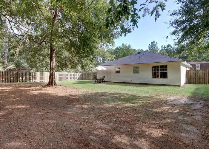 Pooler Travelers Retreat II - Entire House - Villa Savannah