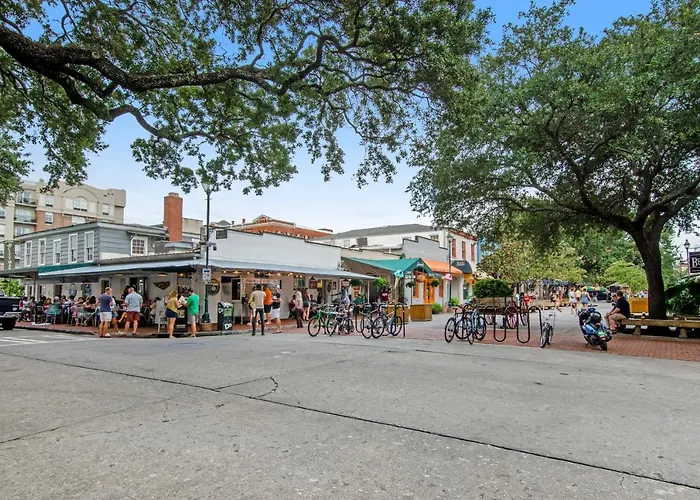 Historic City Market - Loft Off Broughton Too Savannah