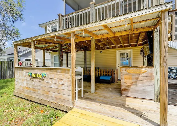 Island Oasis Entire House