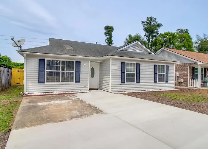 Savannah Vacation Rental About 8 Mi To River Street!
