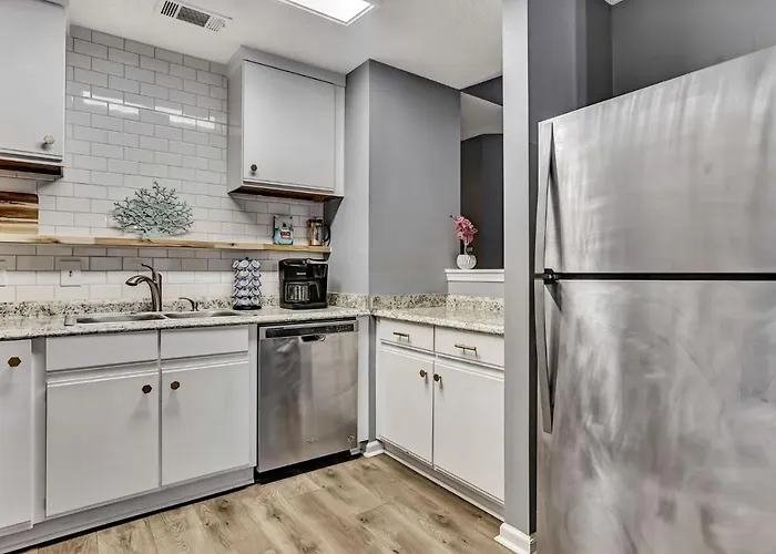 Wilmington Island Retreat