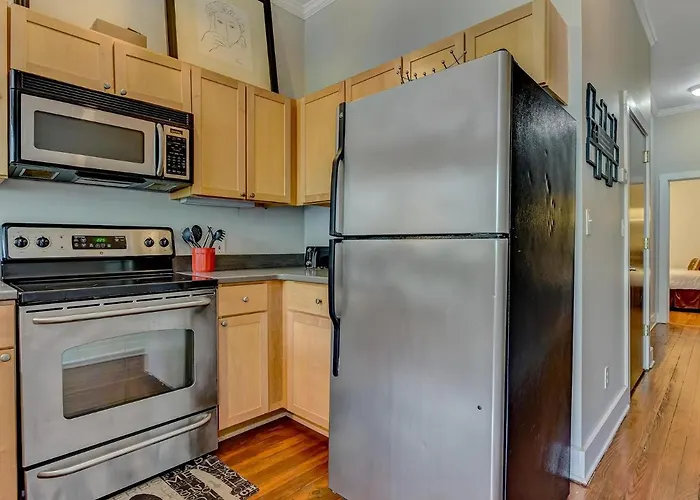 Bay Street Loft Unit 202