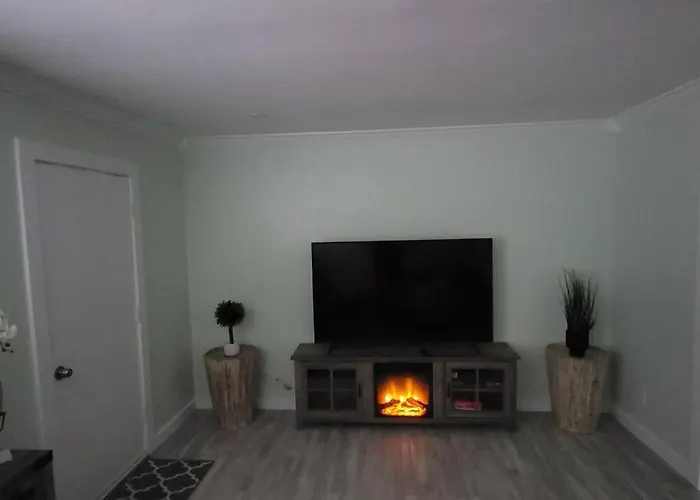Tranquility In Paradise- 2 Bedroom Villa W/Parking