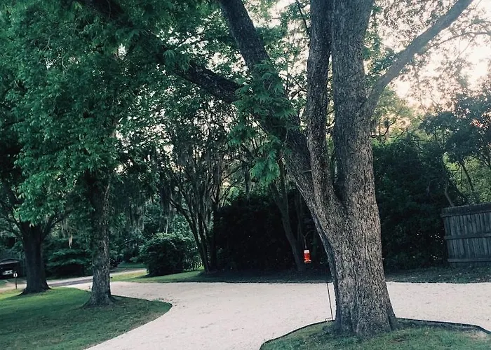 Secluded Cottage Mins To Downtown Savannah